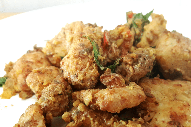 Easy Airfryer Recipe for Salted Egg Chicken
