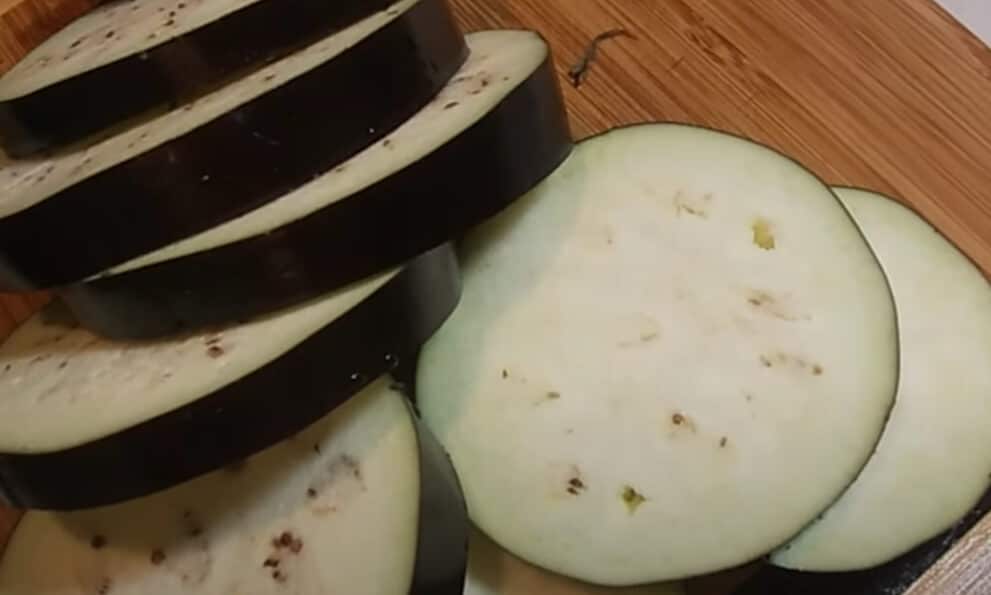 sliced eggplants