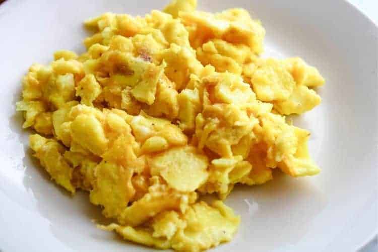 air fryer scrambled eggs